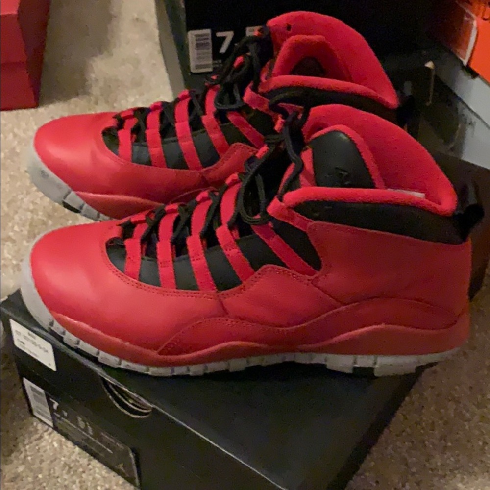 Jordan retro 10. Grade school 7.